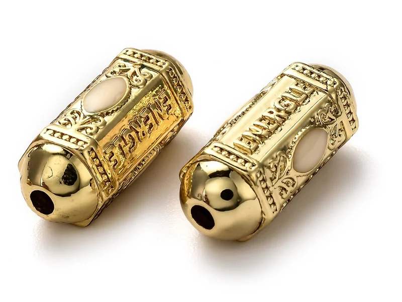 Perle rectangulaire style oriental blanc - Doré à l'or fin 18k - 19 mm