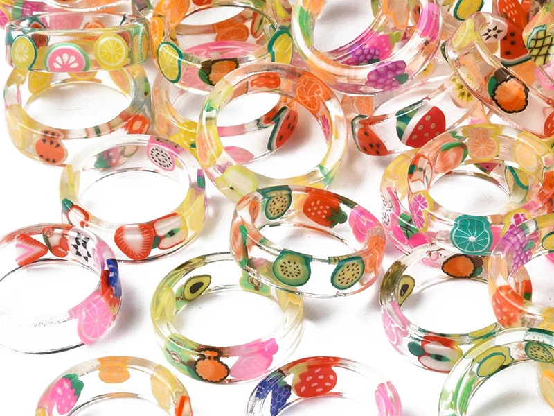 Bague en résine transparente - Fruits
