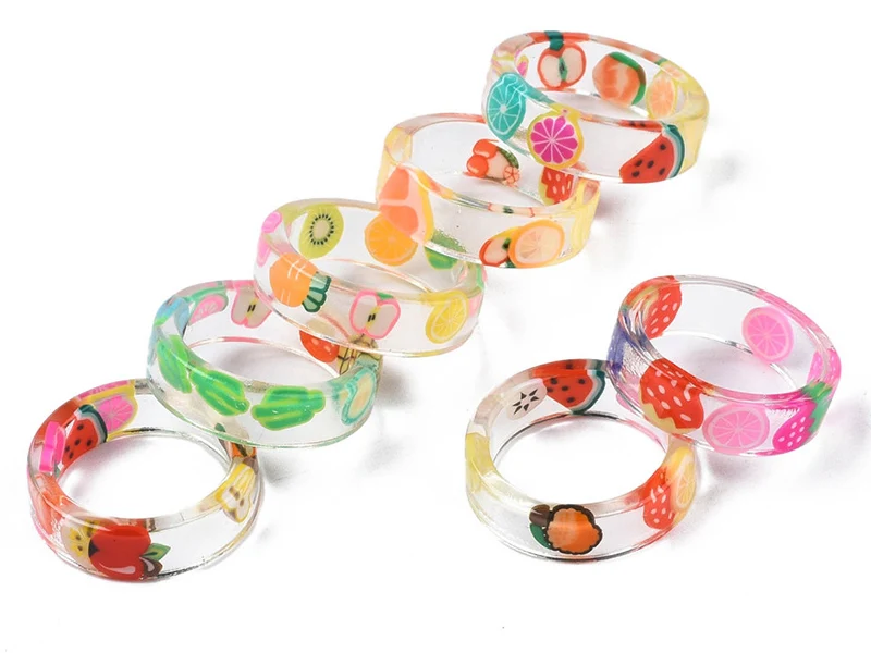 Bague en résine transparente - Fruits