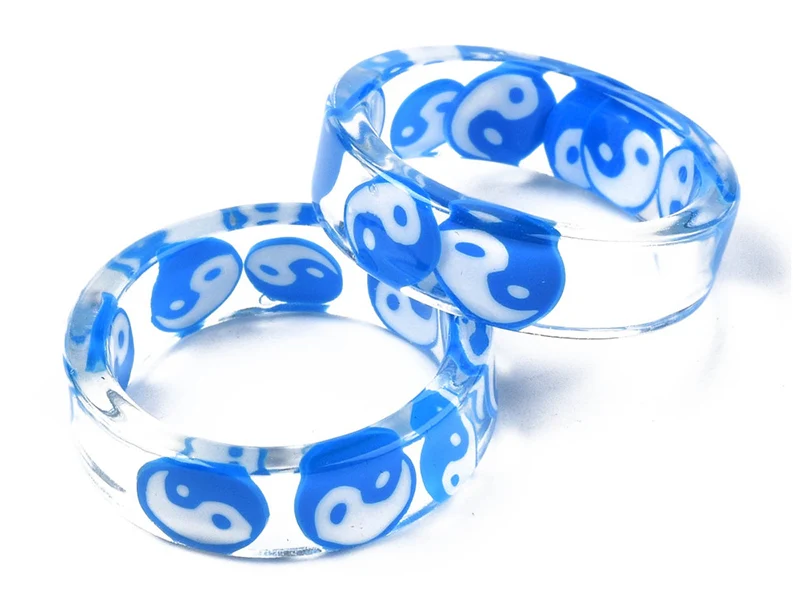 Bague en résine transparente - Yin Yang - Couleur aléatoire