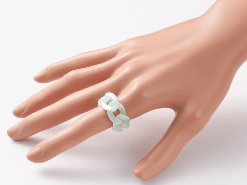 Bague chaîne en acrylique transparente - Turquoise pâle