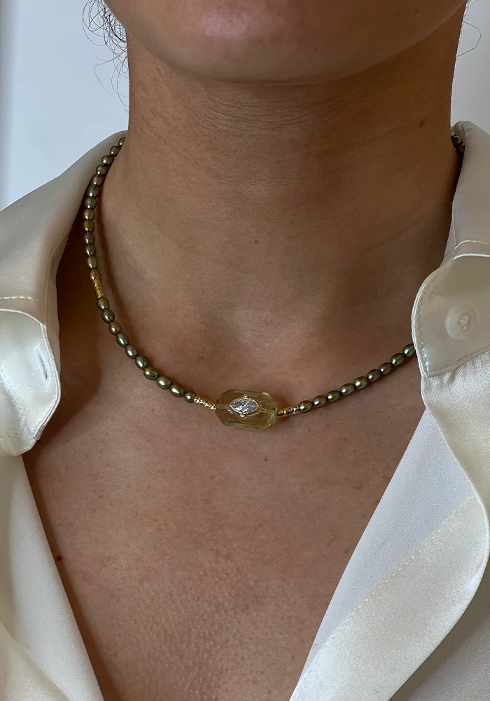 Choker Inside Perles Kakis Et Quartz Lemon