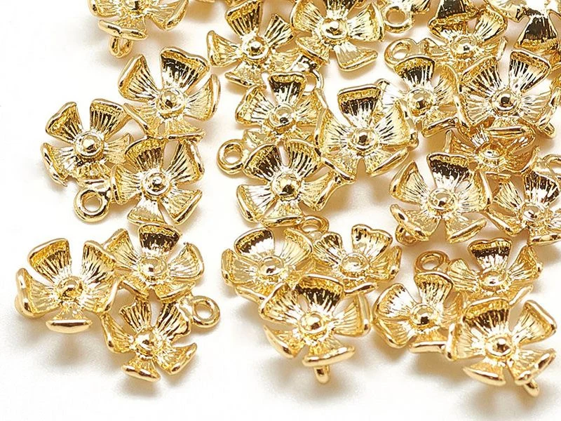 Pendentif fleurs - doré à l'or fin 18k - 18 mm