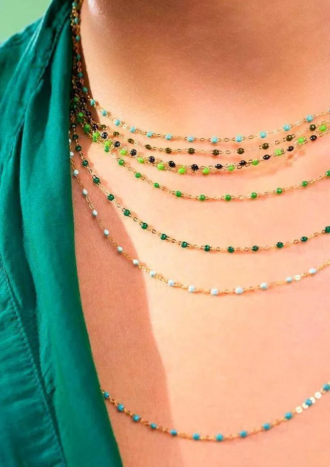 Collier Classique Gigi Or Rose Et Résines Émeraude 42cm