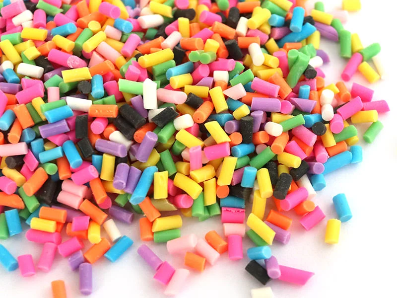Faux vermicelles couleurs vives pour pâte fimo ou résine.