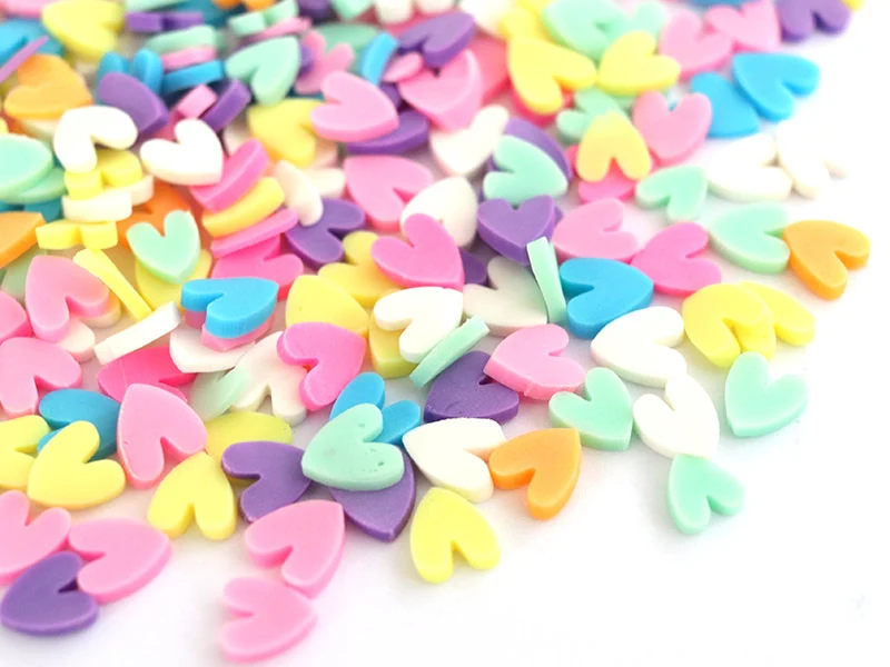 Confettis en pâte polymère - coeurs pastel - 10 grammes