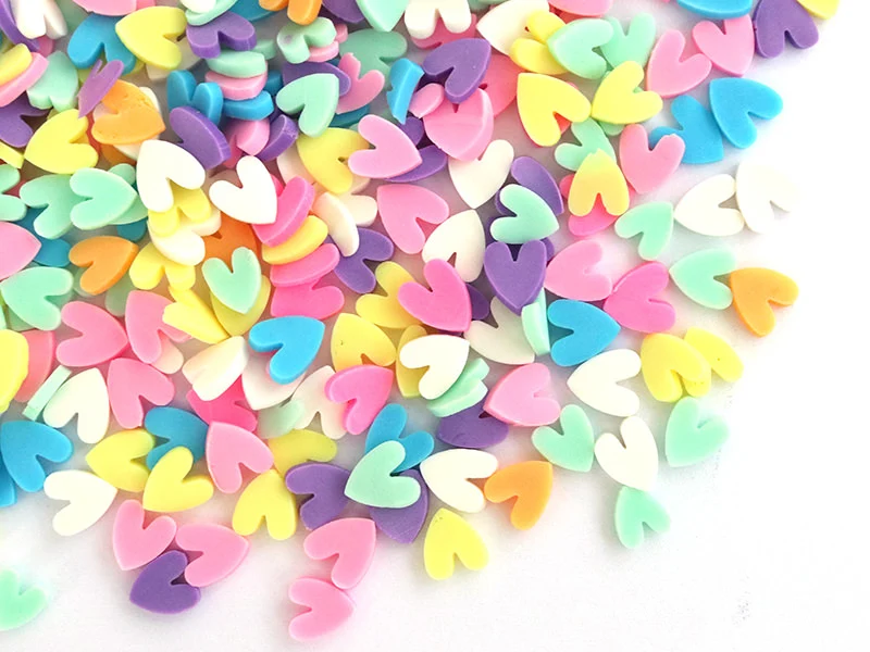 Confettis en pâte polymère - coeurs pastel - 10 grammes
