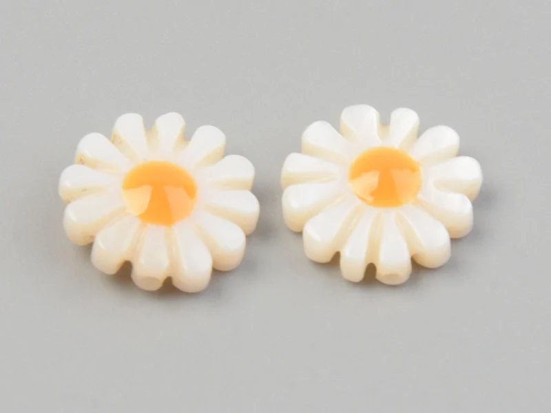 Perle paquerette en nacre véritable - 12 mm
