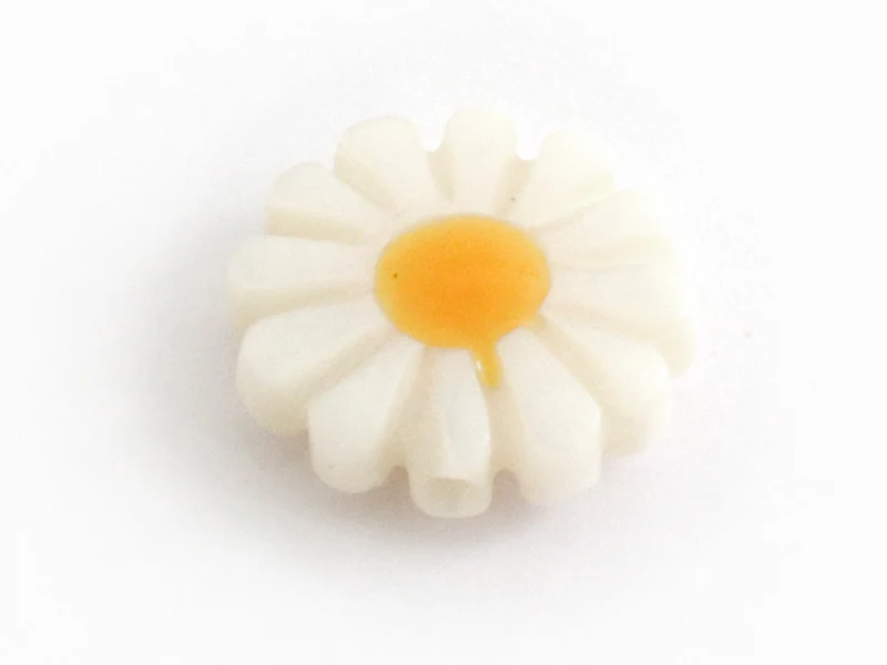 Perle paquerette en nacre véritable - 12 mm