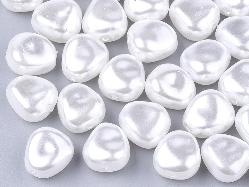 20 perles en plastique imitation perles de culture - forme irrégulière - 10 x 11 mm