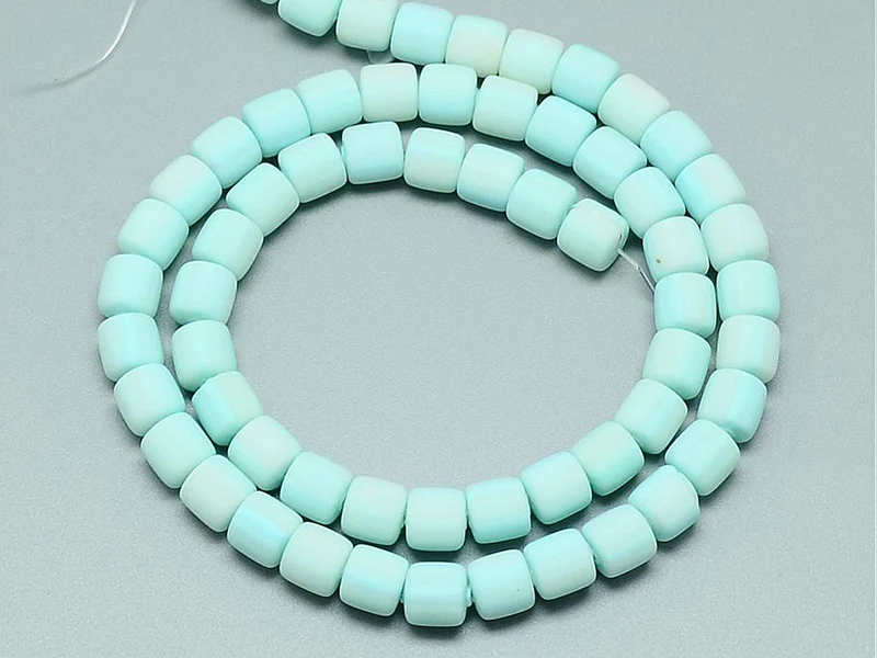 Boite de perles tubes Heishi 6 mm - bleu pâle