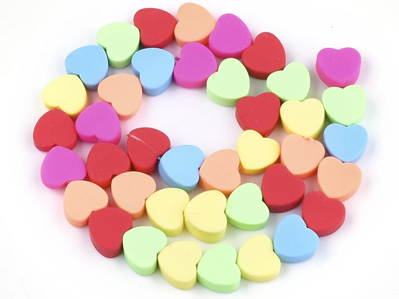 20 perles coeurs en pâte polymère - multicolore - 9 mm