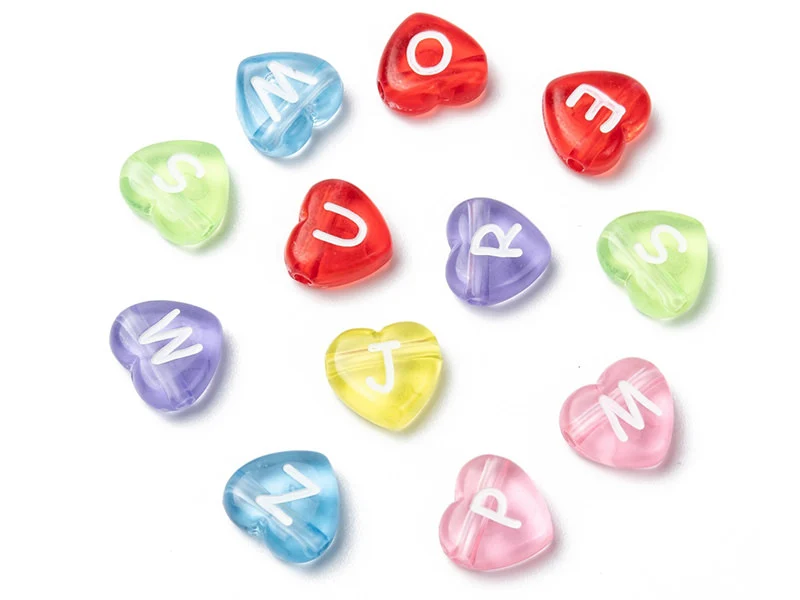 200 perles cœur en plastique - lettres alphabet - 11 mm