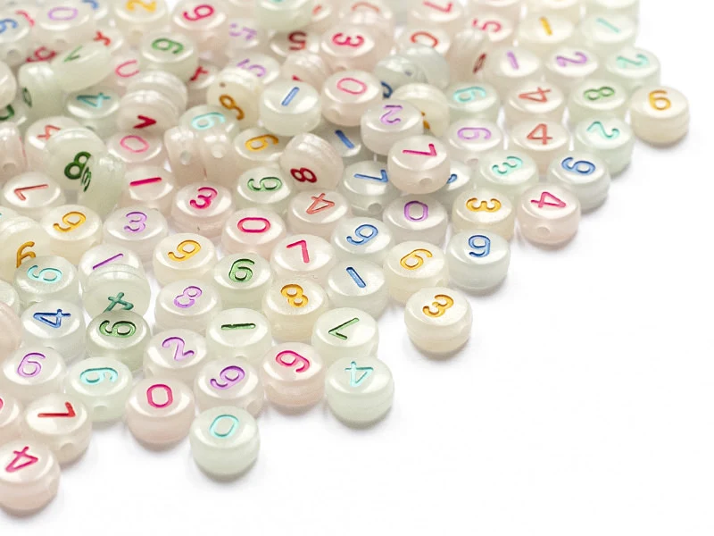 200 perles rondes en plastique - chiffres et numéros - phosphorescent et multicolore - 7 mm