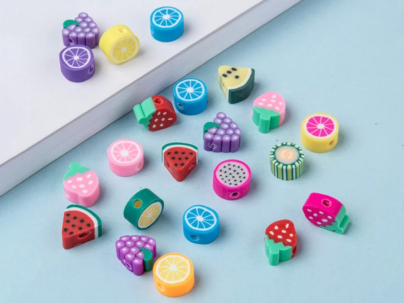 20 perles en pâte polymère - fruits variés