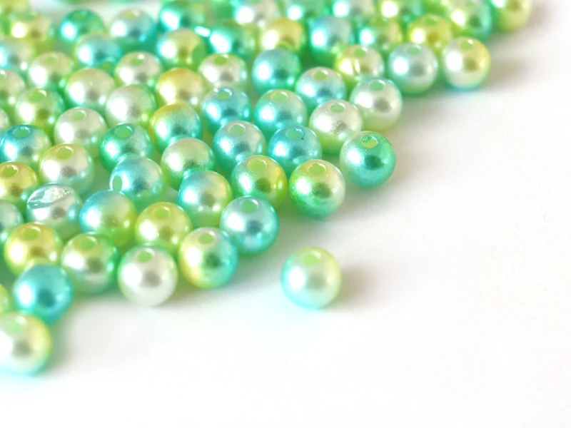 100 perles en plastique rondes imitation perles de culture - 6 mm - dégradé vert d'eau