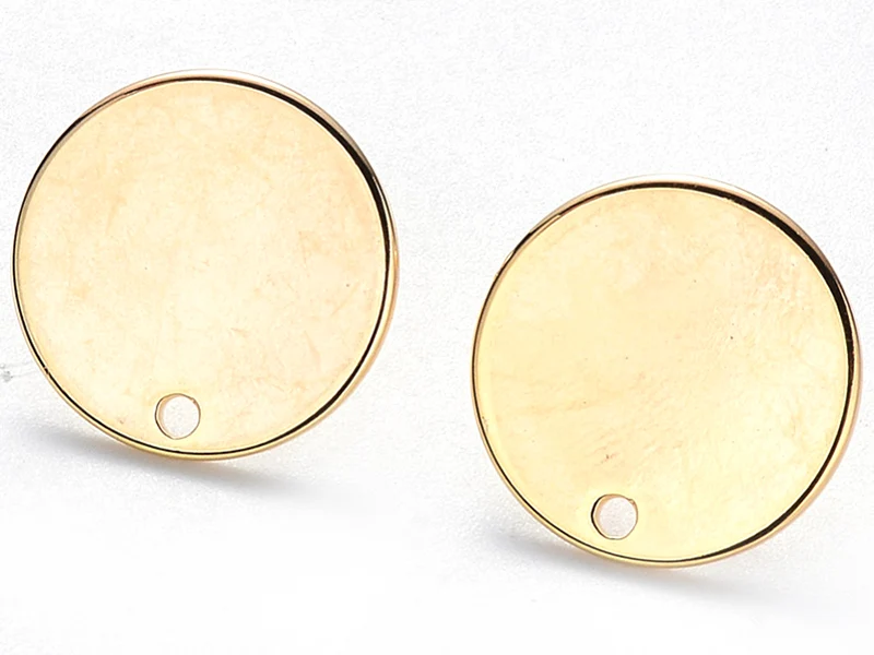 Paire de boucles d'oreilles puces 18K - doré à l'or fin - 15 mm