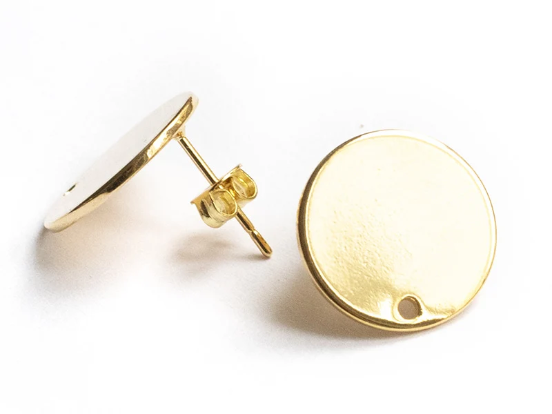 Paire de boucles d'oreilles puces 18K - doré à l'or fin - 15 mm