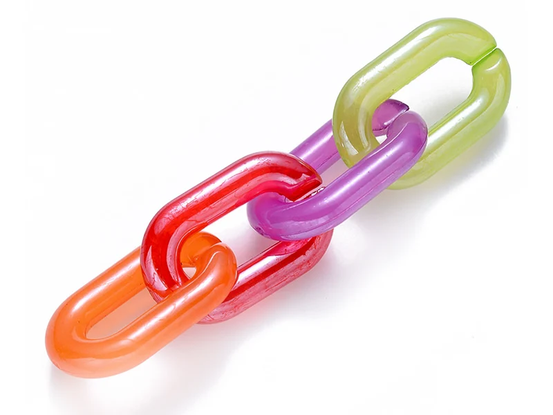 50 grands maillons en plastique 31 x 19 mm - à connecter pour création de chaîne - mix multicolore transclucide