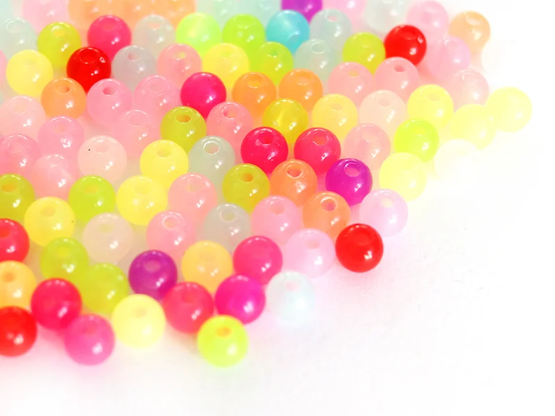 100 perles en plastique rondes 6 mm - multicolores