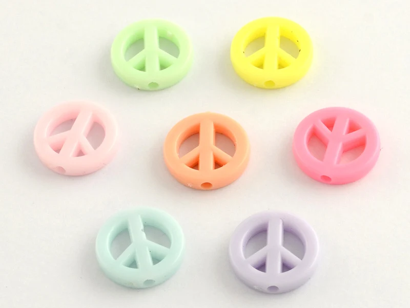 50 perles en plastique - peace and love - pastelles