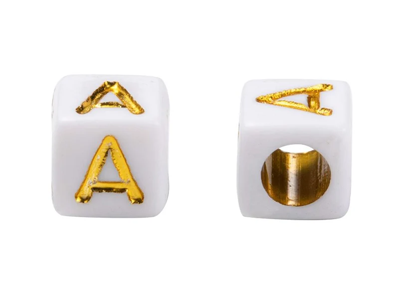 Boite de 934 perles carrées en plastique - lettres alphabet - dorées et blanches