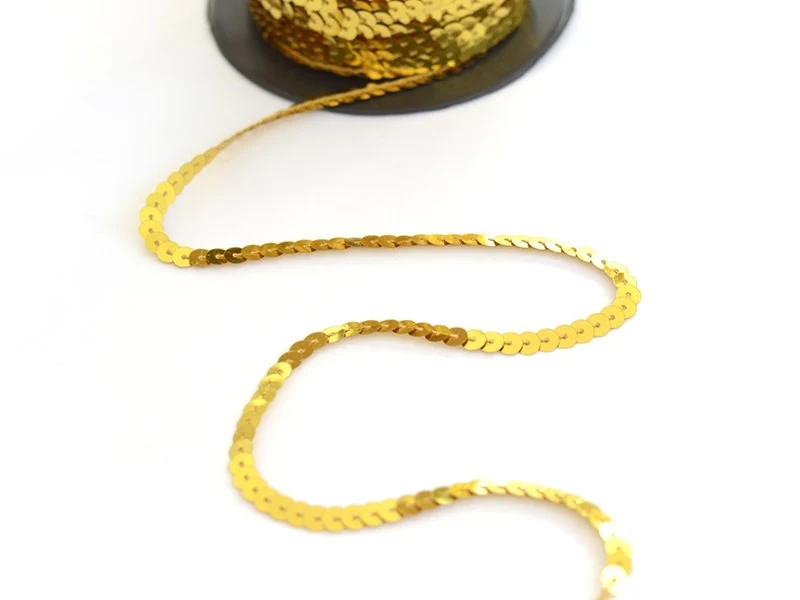 1m de ruban sequin 6 x 6 mm - doré