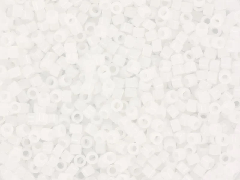 Miyuki delicas 11/0 - Opaque white 200