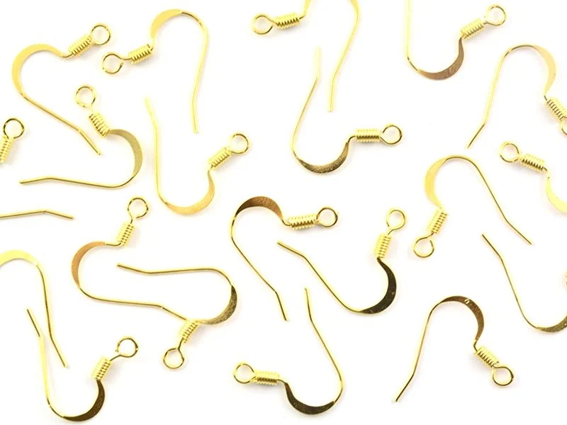 10 paires de boucles d'oreilles - crochets plats - couleur or