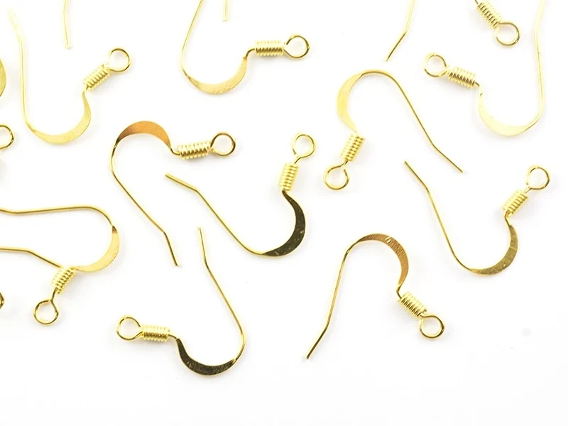 10 paires de boucles d'oreilles - crochets plats - couleur or