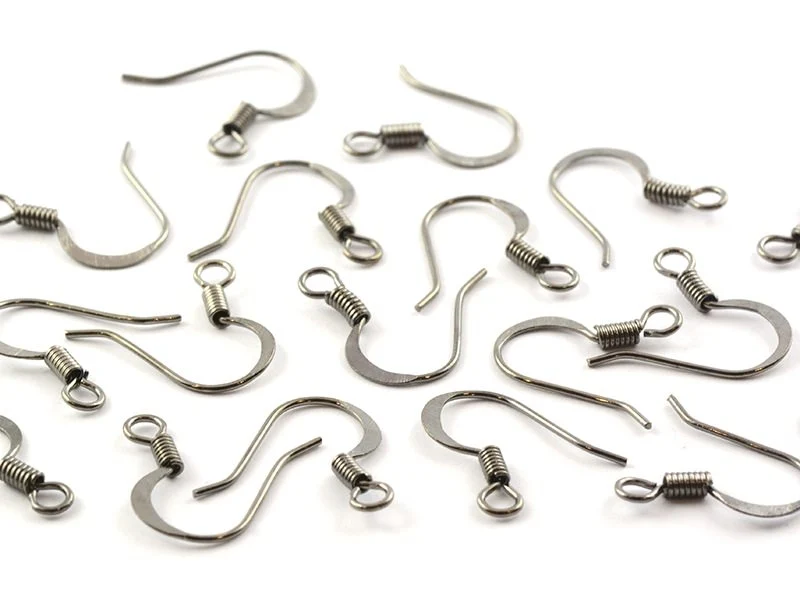 10 paires de boucles d'oreilles - crochets plats - couleur noir métallisé