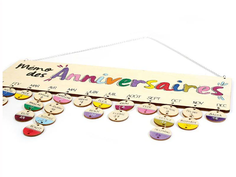 Calendrier des anniversaires en bois 40 x 12 cm