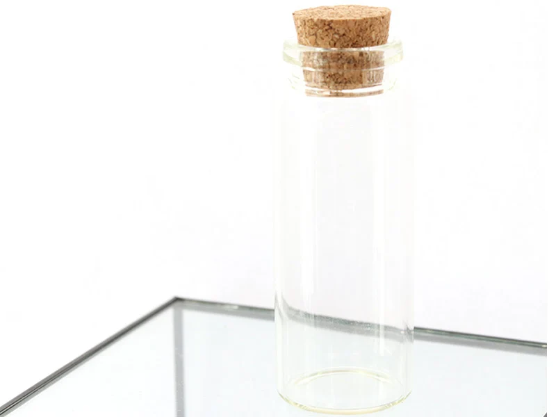 Fiole en verre 7 cm