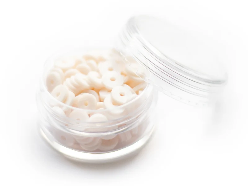 Boite de perles rondelles heishi 6 mm - blanc rosé