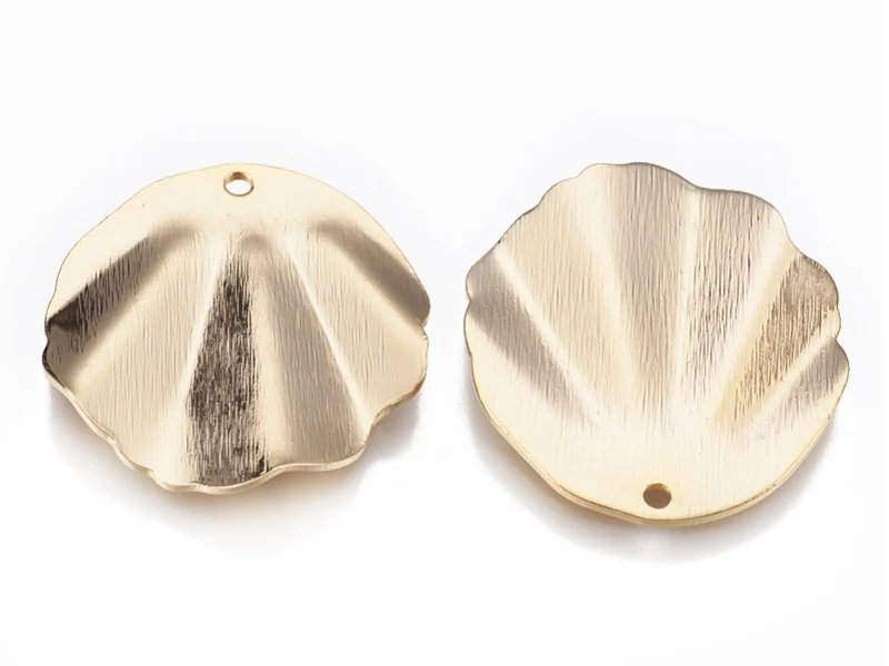 Pendentif coquillage 30 mm - doré à l'or fin