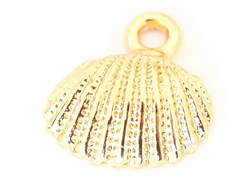 Pendentif coquillage 18 mm - laiton doré