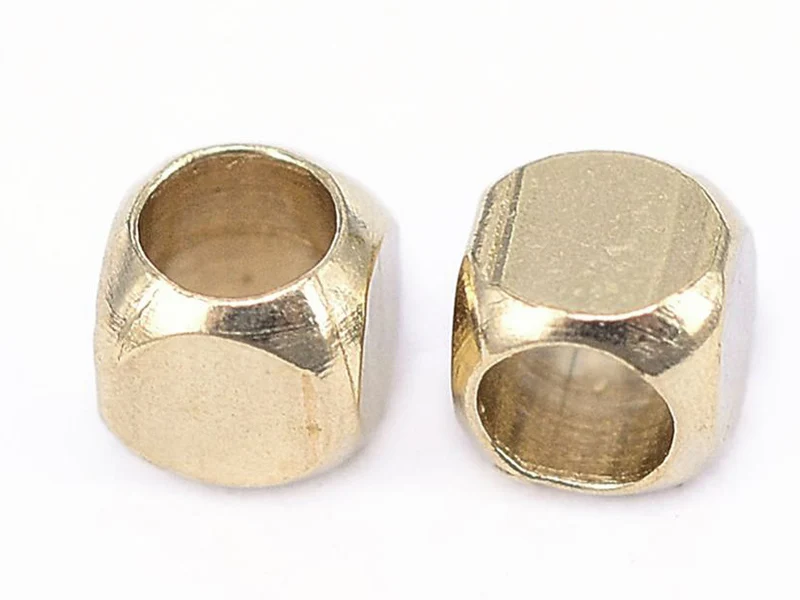 20 perles cubes aux bords arrondis - laiton sans placage - 2,5 mm