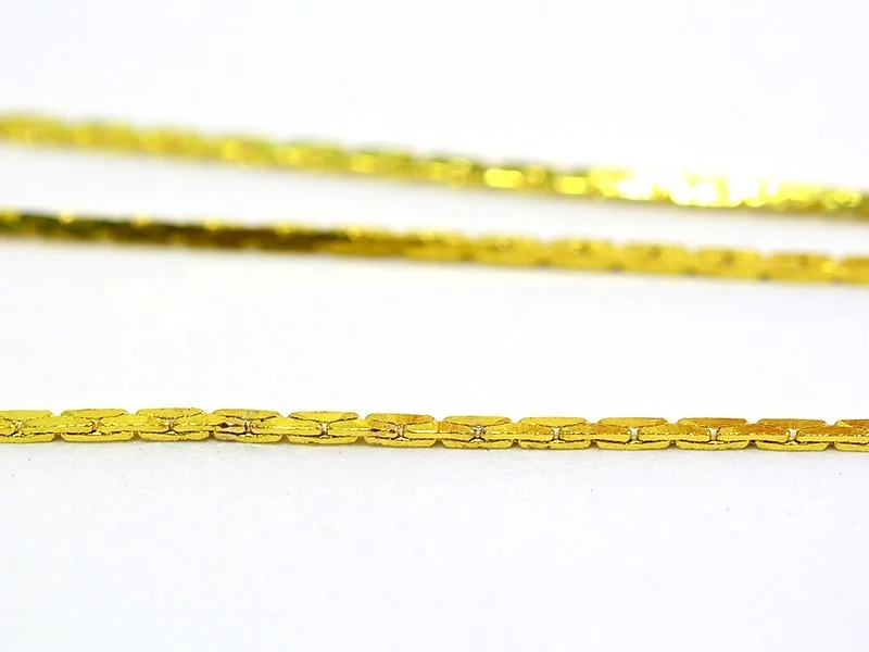 Chaîne serpentine 0,6 mm dorée x 20 cm