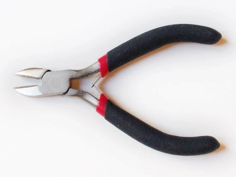 Pince coupante de précision