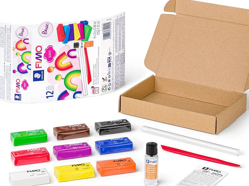 Coffret 7 pâtes FIMO SOFT + vernis + accessoires