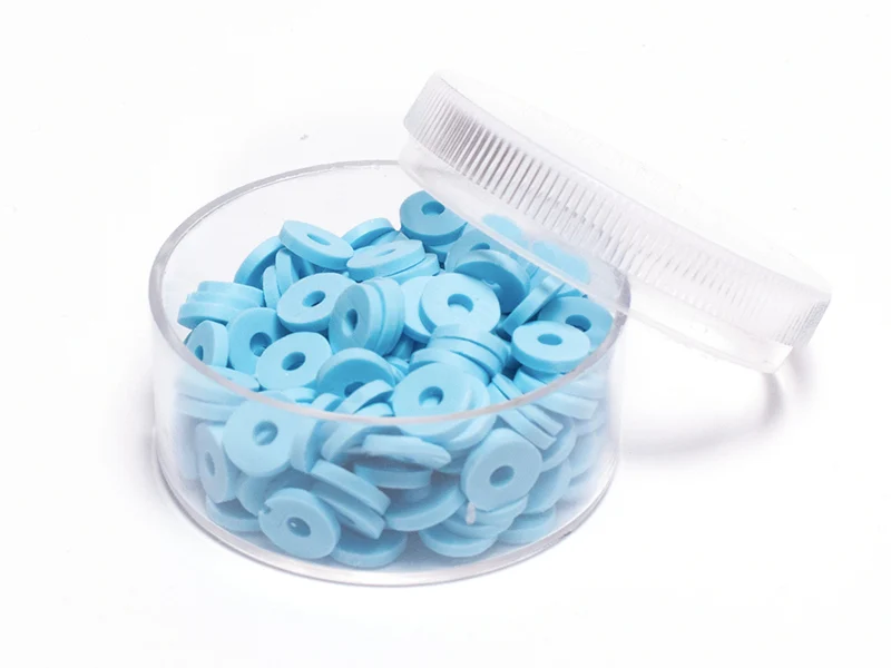 Boite de perles rondelles heishi 6 mm - bleu clair