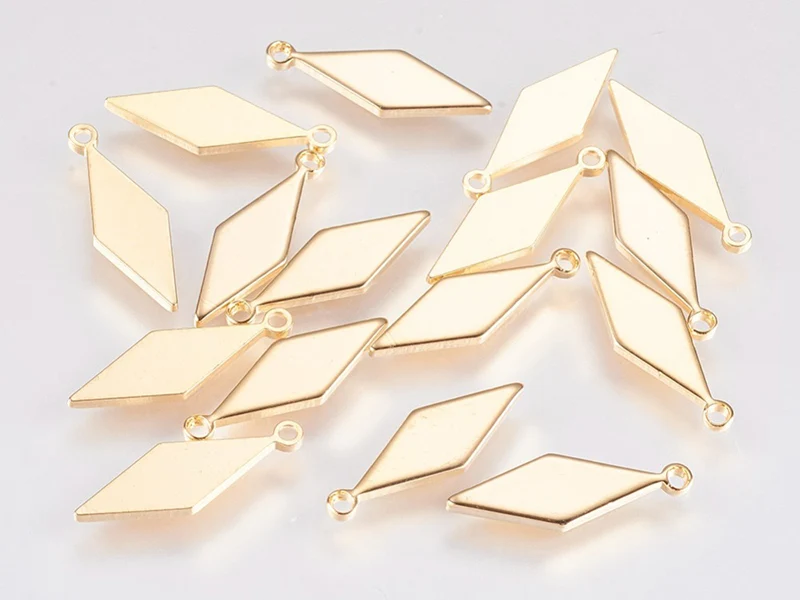 Pendentif losange allongé - doré à l'or fin