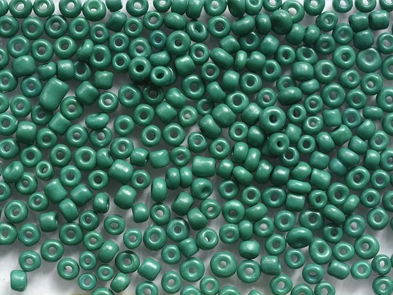 Tube de 350 perles de rocailles opaques - Vert foncé