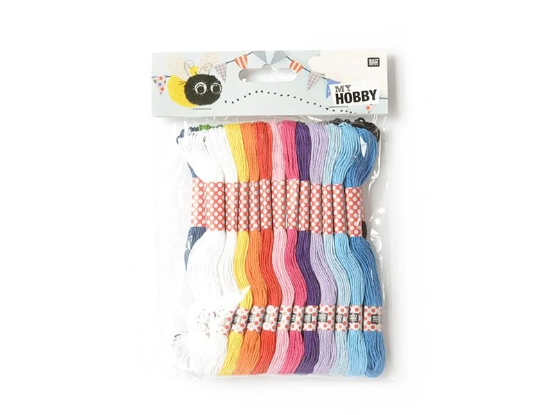 Set de 24 fils à broder