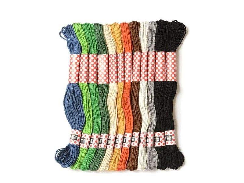 Set de 24 fils à broder
